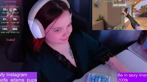 Snapshot of _sofia_adam_ chatting on April 23, 12:29 pm pups online show from April 23, 12:29 pm