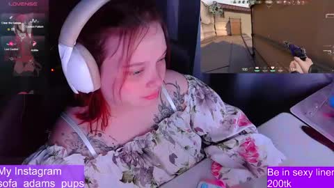 Snapshot of _sofia_adam_ chatting on April 25, 9:23 am pups online show from April 25, 9:23 am
