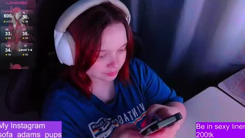 Snapshot of _sofia_adam_ chatting on April 28, 7:57 am pups online show from April 28, 7:57 am