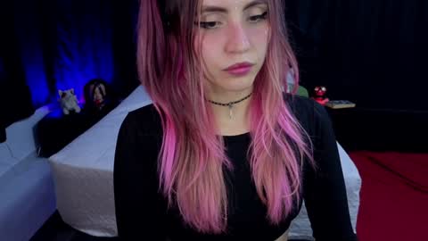 Snapshot of _sofiapink chatting on December 4, 3:15 am Sofia online show from December 4, 3:15 am