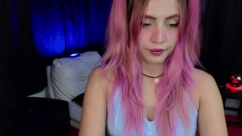 Snapshot of _sofiapink chatting on January 3, 11:44 pm Sofia online show from January 3, 11:44 pm