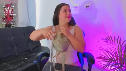 Snapshot of _sol_cute chatting on February 12, 12:22 pm sol online show from February 12, 12:22 pm