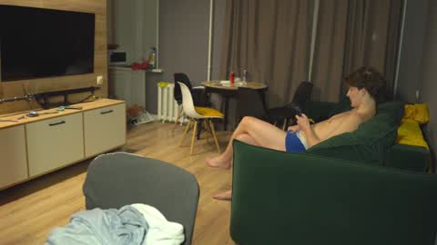 Snapshot of _sopranos_ chatting on December 3, 12:59 pm OLIVERpvt is open online show from December 3, 12:59 pm
