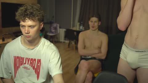 Snapshot of _sopranos_ chatting on December 8, 1:03 pm OLIVERpvt is open online show from December 8, 1:03 pm