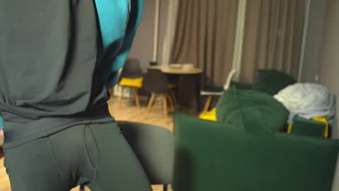 Snapshot of _sopranos_ chatting on December 23, 1:35 pm OLIVERpvt is open online show from December 23, 1:35 pm