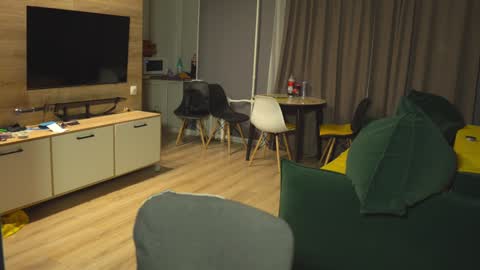 Snapshot of _sopranos_ chatting on January 7, 1:03 pm OLIVERpvt is open online show from January 7, 1:03 pm