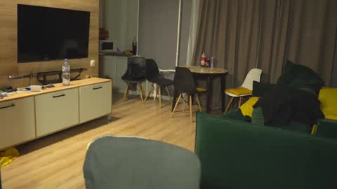 Snapshot of _sopranos_ chatting on January 8, 3:08 am OLIVERpvt is open online show from January 8, 3:08 am
