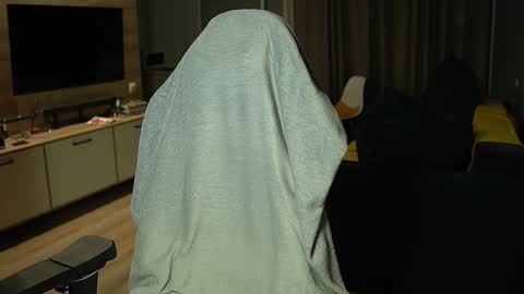 Snapshot of _sopranos_ chatting on January 13, 4:07 am OLIVERpvt is open online show from January 13, 4:07 am