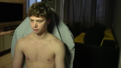 Snapshot of _sopranos_ chatting on February 2, 12:04 pm OLIVERpvt is open online show from February 2, 12:04 pm