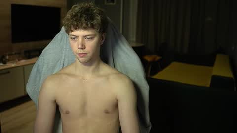 Snapshot of _sopranos_ chatting on February 3, 3:04 am OLIVERpvt is open online show from February 3, 3:04 am