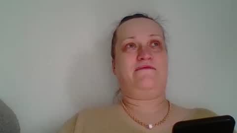 Melisa online show from February 1, 11:10 am