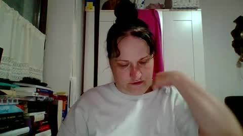 Melisa online show from June 23, 6:11 am