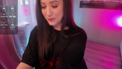 _sserendipityy_ online show from March 31, 3:01 pm