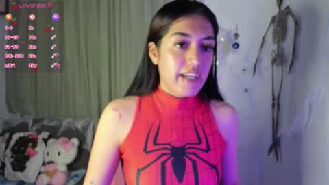 Snapshot of _strawberrycream chatting on October 19, 1:06 am Angela online show from October 19, 1:06 am