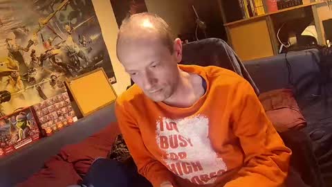 Snapshot of _svenerd_____ chatting on May 8, 11:43 pm _svenerd_____ online show from May 8, 11:43 pm