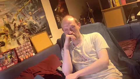Snapshot of _svenerd_____ chatting on May 24, 12:04 am _svenerd_____ online show from May 24, 12:04 am