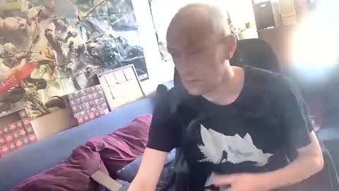 Snapshot of _svenerd_____ chatting on July 8, 3:49 pm _svenerd_____ online show from July 8, 3:49 pm