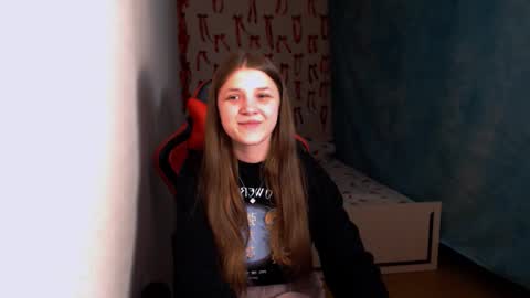 Snapshot of _sweet_foxy_ chatting on December 15, 3:27 pm Mari online show from December 15, 3:27 pm