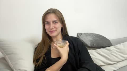 Snapshot of _sweet_lora chatting on October 3, 7:44 pm You can call me Lora online show from October 3, 7:44 pm