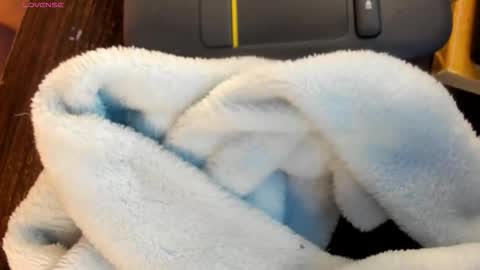 sweet online show from September 28, 3:01 am