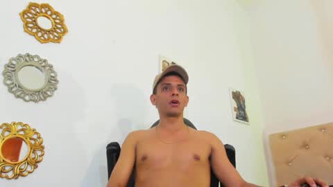 _tarek_ online show from October 8, 6:05 pm