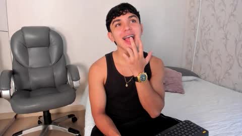 _taylorblack online show from February 24, 11:41 am