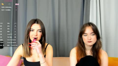 Snapshot of _teona_ann_for_you_ chatting on December 28, 6:49 am Teona and Annred hair online show from December 28, 6:49 am
