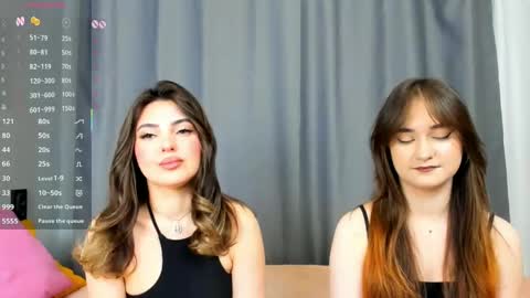 Snapshot of _teona_ann_for_you_ chatting on February 21, 6:29 am Teona and Annred hair online show from February 21, 6:29 am