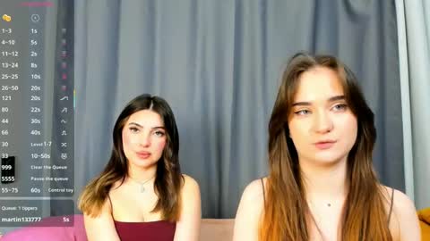 Snapshot of _teona_ann_for_you_ chatting on March 1, 10:02 am Teona and Annred hair online show from March 1, 10:02 am