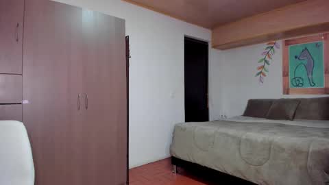 Snapshot of _thalia1 chatting on December 22, 9:01 pm Nathalia online show from December 22, 9:01 pm