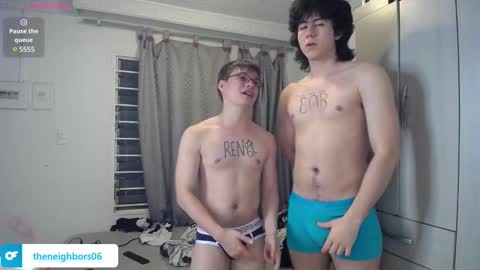 Snapshot of _the_neighbors chatting on January 17, 4:06 am Scot y Patrick online show from January 17, 4:06 am