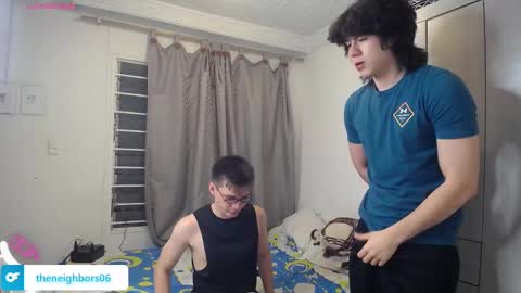 Snapshot of _the_neighbors chatting on February 5, 12:31 am Scot y Patrick online show from February 5, 12:31 am