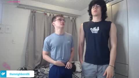 Snapshot of _the_neighbors chatting on February 8, 11:55 pm Scot y Patrick online show from February 8, 11:55 pm