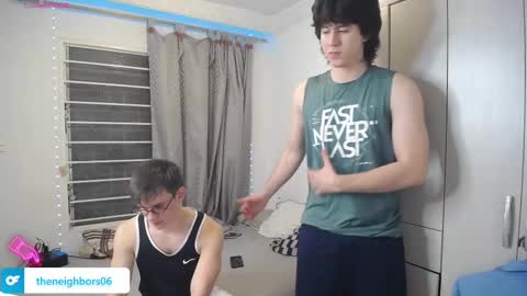 Snapshot of _the_neighbors chatting on February 19, 1:18 am Scot y Patrick online show from February 19, 1:18 am