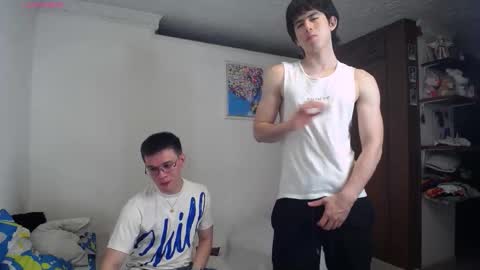 Snapshot of _the_neighbors chatting on September 10, 1:49 am Scot y Patrick online show from September 10, 1:49 am