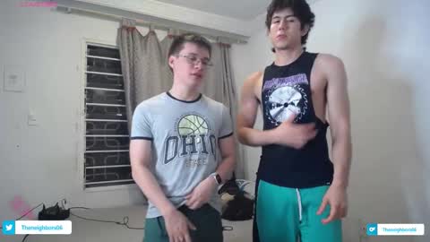 Snapshot of _the_neighbors chatting on October 23, 2:11 am Scot y Patrick online show from October 23, 2:11 am