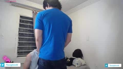 Snapshot of _the_neighbors chatting on November 6, 12:44 am Scot y Patrick online show from November 6, 12:44 am