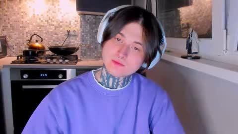 _torfin_ online show from February 28, 10:00 pm