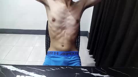 Snapshot of _urhotjessie_ chatting on November 21, 7:23 pm jessie online show from November 21, 7:23 pm