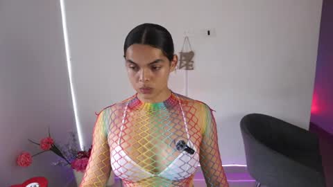 Snapshot of _vahos chatting on February 15, 10:10 pm Anastasia Vahos online show from February 15, 10:10 pm