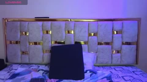 Snapshot of _valery34_ chatting on February 3, 11:59 am _valery34_ online show from February 3, 11:59 am