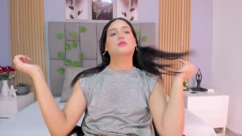 _valerycooper online show from April 6, 12:06 pm