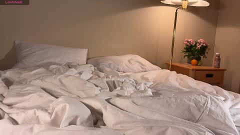 Velvet online show from April 18, 12:31 pm