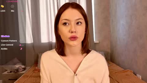 Eva online show from April 17, 2:53 pm