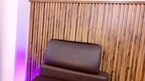 Veronica online show from September 28, 1:16 pm