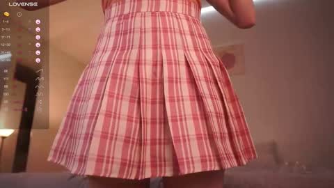 Viola online show from February 16, 11:05 pm