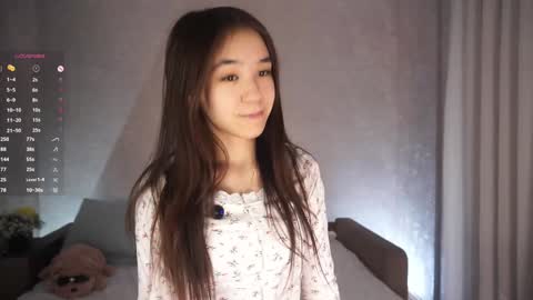 Viola online show from March 22, 5:05 pm