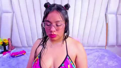 _violeta18_ online show from November 7, 3:17 am