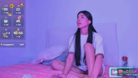 Snapshot of _violetadulce chatting on February 5, 1:37 am Violeta online show from February 5, 1:37 am