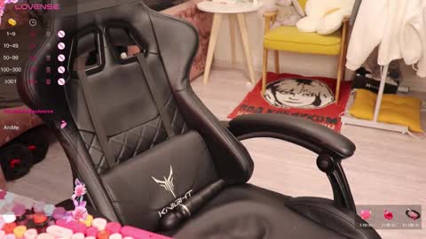 Alis online show from February 12, 8:37 pm